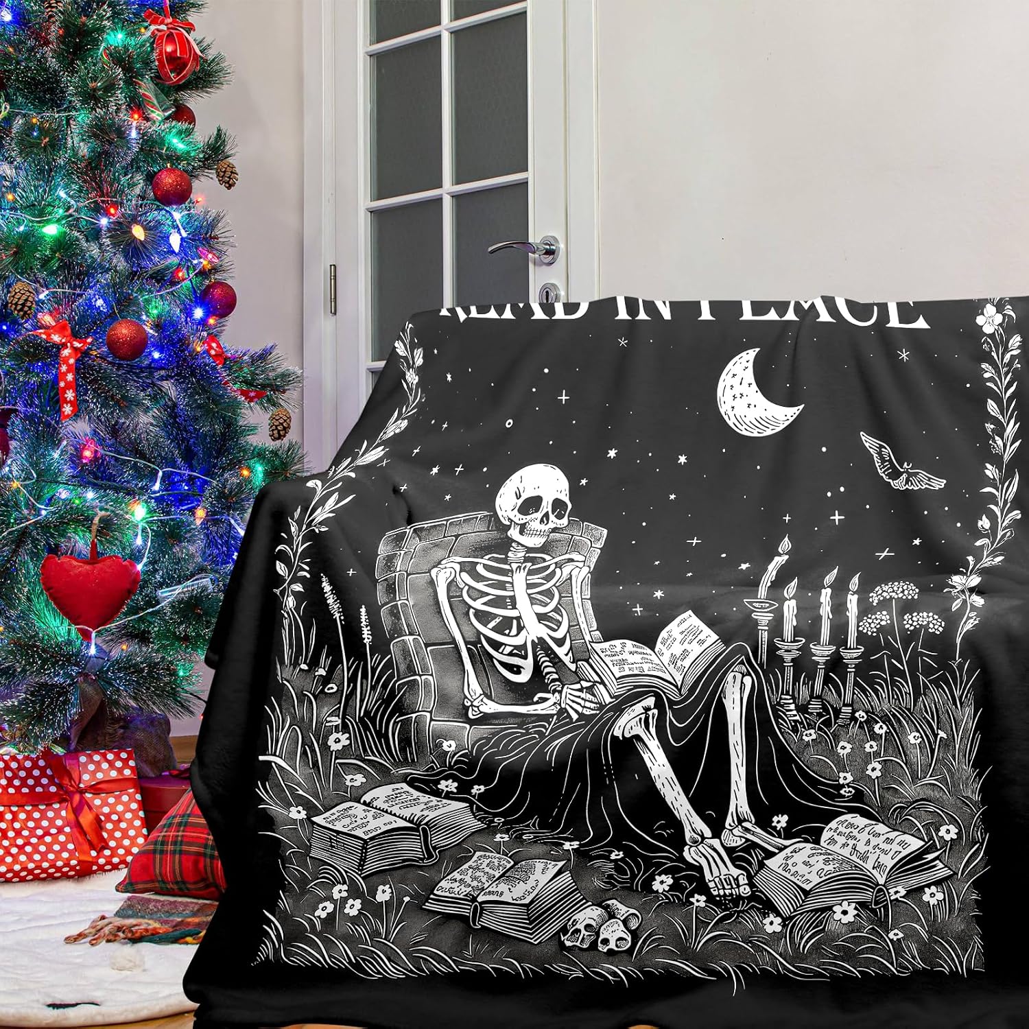 Gothic Ghost Reading Book Blan - Christmas Throw Blanket ulasan dan harga